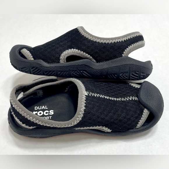 Boys size 10. CROCS “Swiftwater” sandals. Black / gray - Picture 2 of 6
